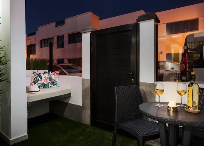 La Santa لا سانتا